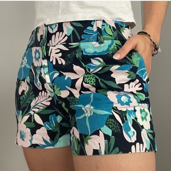 LOFT Riviera Navy Blue Floral Tropical Print Tailored Cotton Blend Summer Shorts - Picture 13 of 15